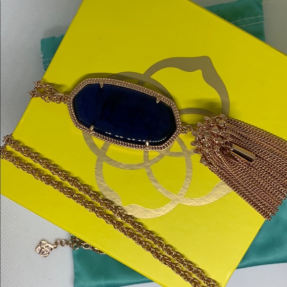 Kendra Scott Jewelry - Kendra Scott Rayne pendent necklace rose gold/blue